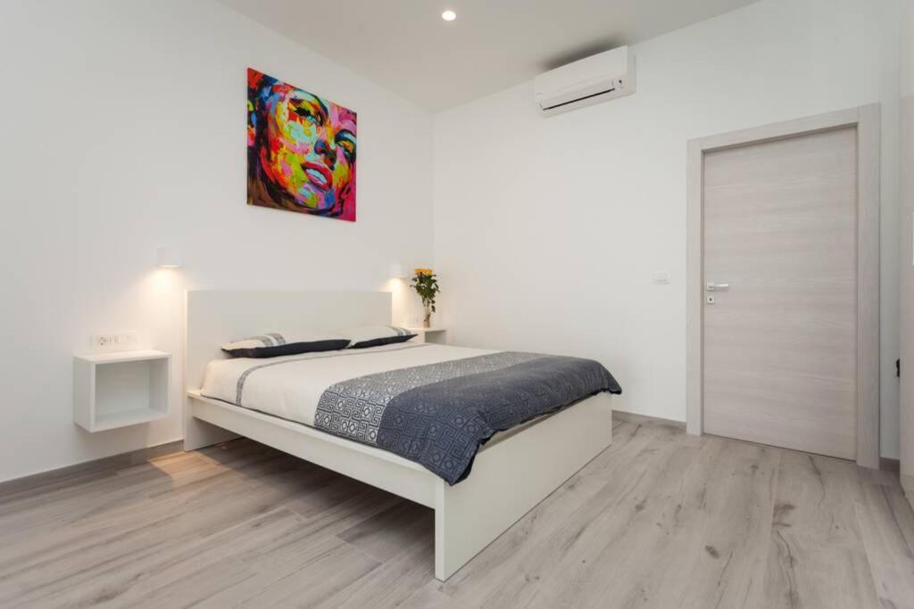 Apartman Luna Appartement Pula Buitenkant foto