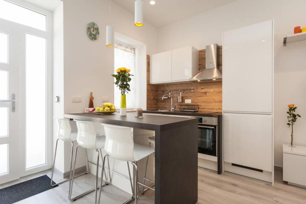 Apartman Luna Appartement Pula Buitenkant foto