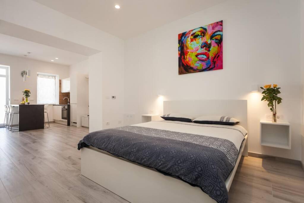 Apartman Luna Appartement Pula Buitenkant foto